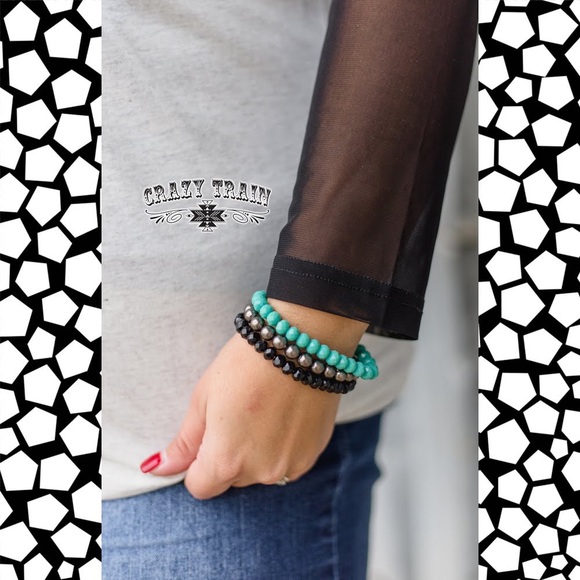 🛍 Black Mesh Long sleeve Layer Top - Picture 4 of 5